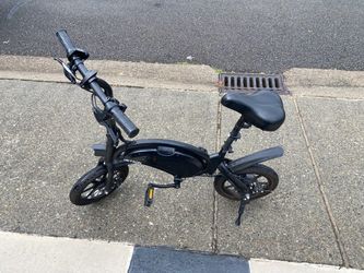 Jetson Black Electric Bike Compact Small-Wheel E-Bike with Battery, Kickstand and Fenders