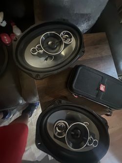 2 6x9 speakers