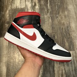 Jordan 1 Mid “Gym Red” (11)