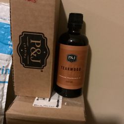 P&J Fragrance Oil Teakwood Candle scent, Soap, Diffuser 100ml