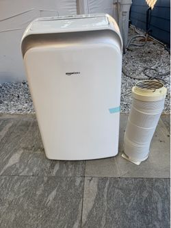 AC 13,500 BTU almost new working perfect clean one receipt for 90 days warranty