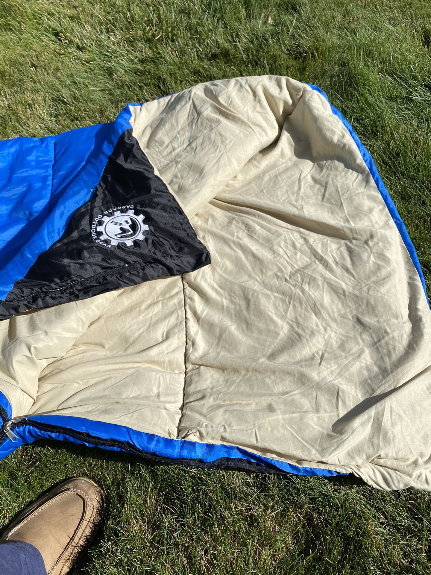 Sleeping Bag (Cascade Outdoor Gear)
