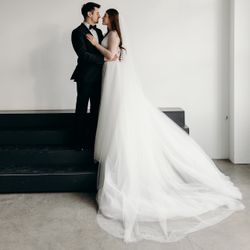 Beautiful 2-in-1 Wedding Dress