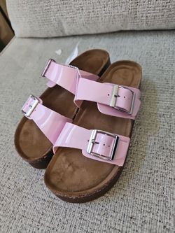 Pink Patent Double Strap Buckle Sandals
