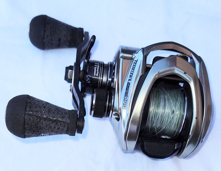 TeamLew's  Hypermag Speed Spool SLP 11 Bearing Bait Casting Reel In Excellent Condition
