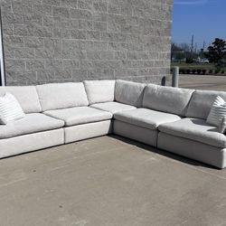 Tanavi Modular Sectional 