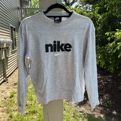 Nike Women's Gray Sweatshirt