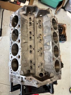 305 SBC Chevy Block