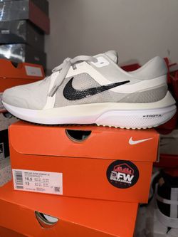 Nike Air Zoom Vomero 16 Light Bone Black Sail Rattan