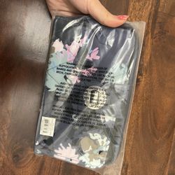 VERA BRADLEY Ultralight RFID Turnlock Wallet - Chrysanthemum Crush  As shown NWT