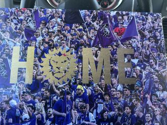 MLS Orlando City Book Signed By The Whole Team 