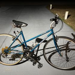 Vintage Bianchi Avenue Bicycle