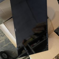 32” TV SCREEN MONITOR LED TV COMPUTER OR TV