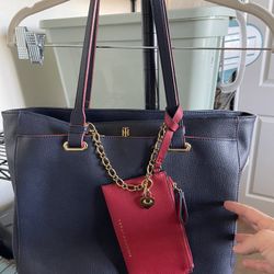 Tommy Hilfiger Navy Blue Red Leather Handbag Plus Gold Chaine