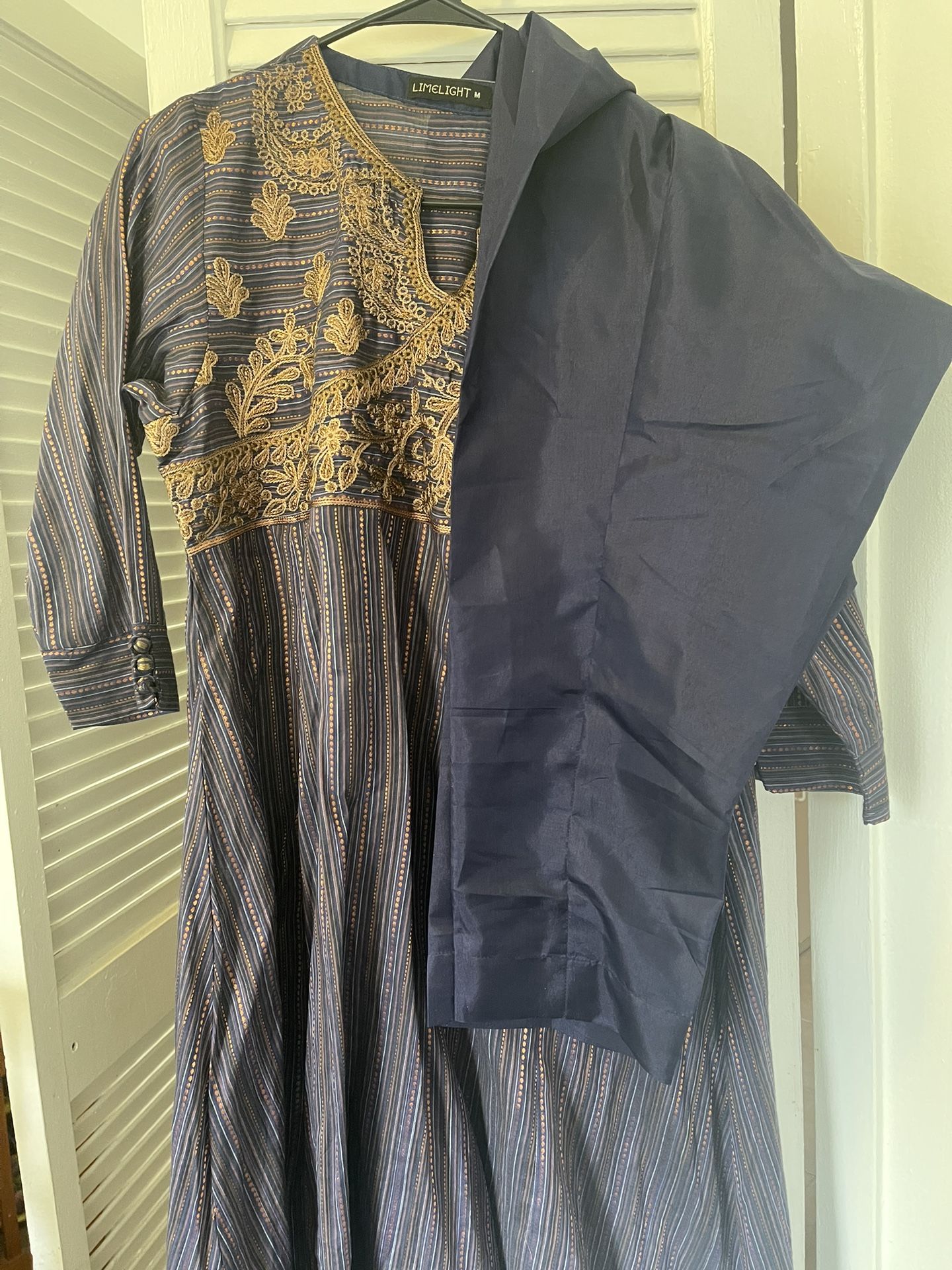 Pakistani And Indian 2 Piece Dress