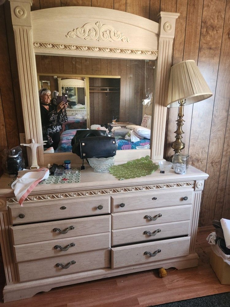 Bedroom Set 