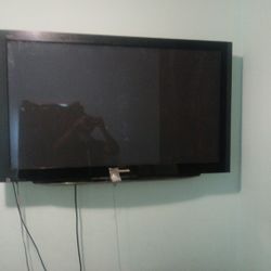 50" Wall Mounted TV