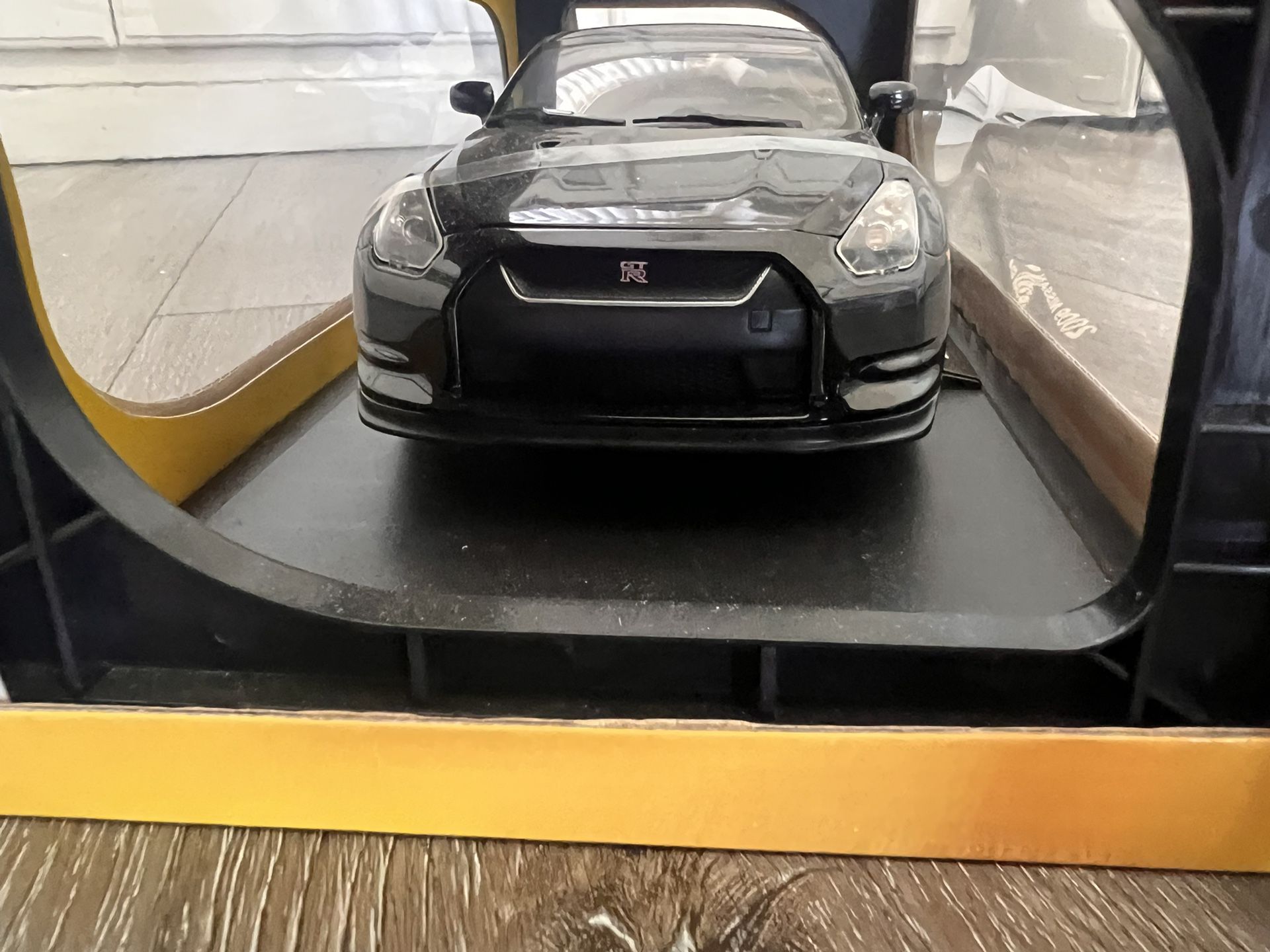 Diecast 1/18  Scale Jada Toys Dub City 2009 Nissan GT-R Brand New !