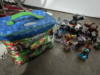 Skylanders with bag