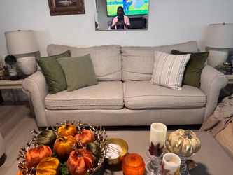 Sofa and loveseat