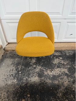 Original Knoll Saarinen dining  chairs