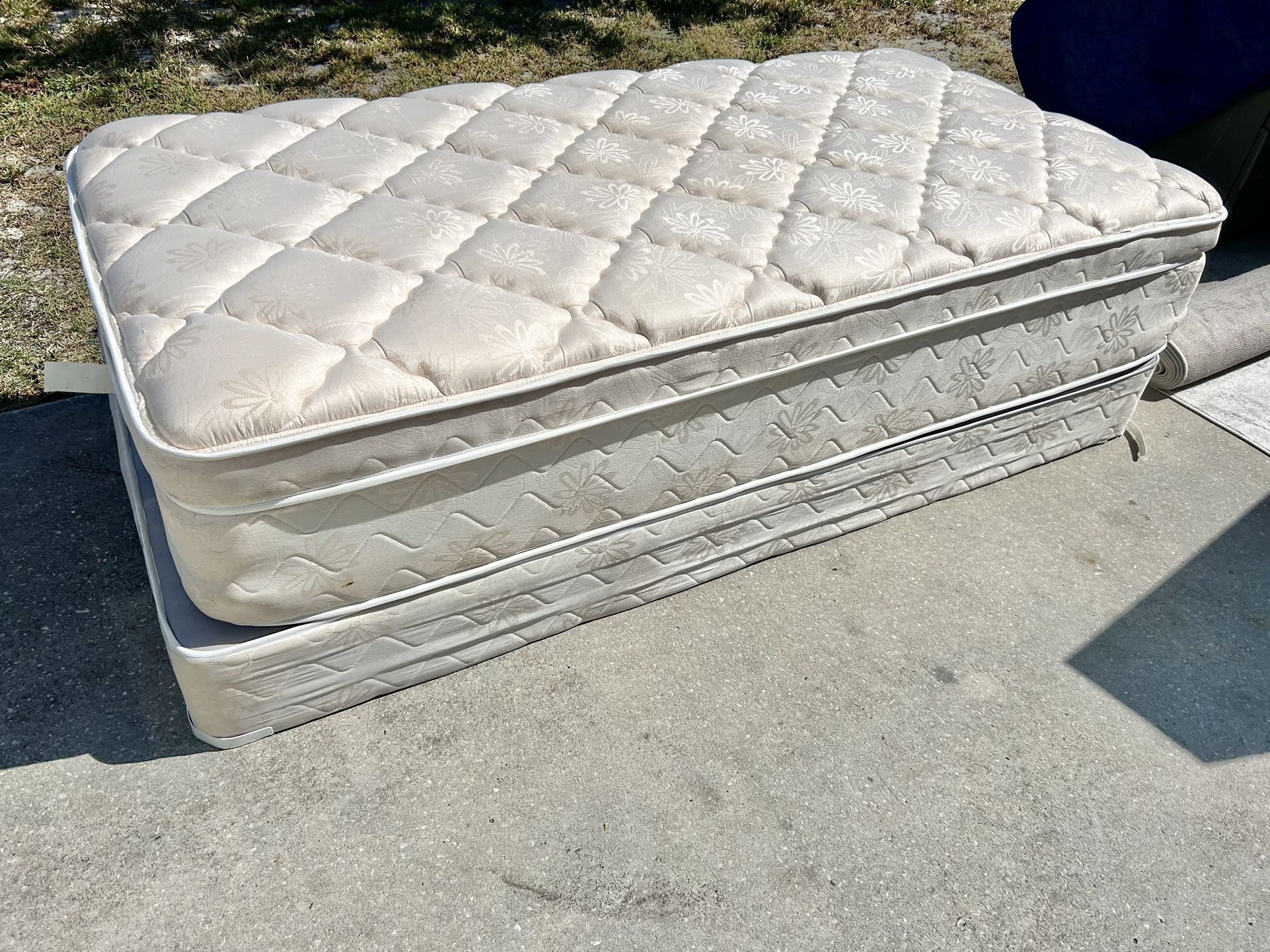 Clean Thick Twin Size Mattress And Box Spring 
