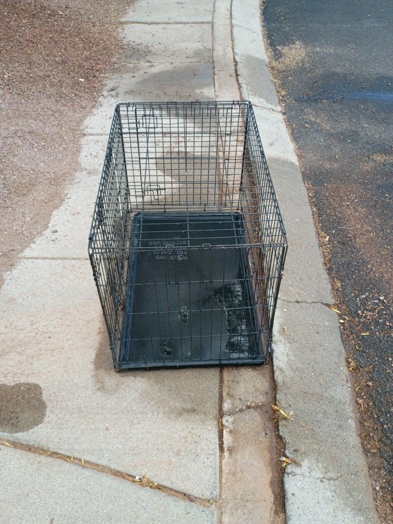 Small To Medium Dog Kennel