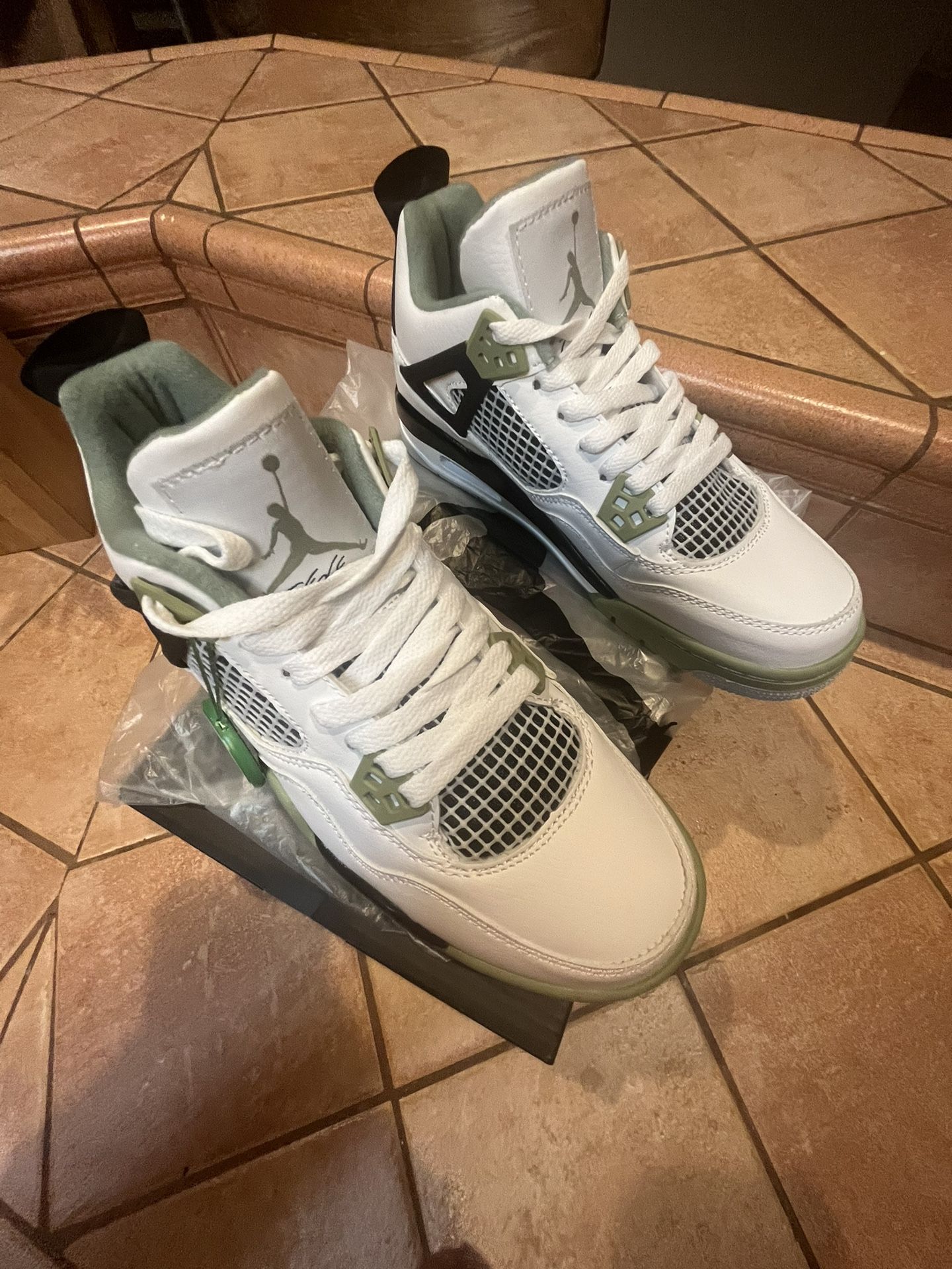 Air Jordan 4 Retro New for Sale in La Feria TX OfferUp