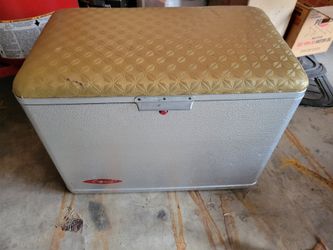 Vintage Cooler