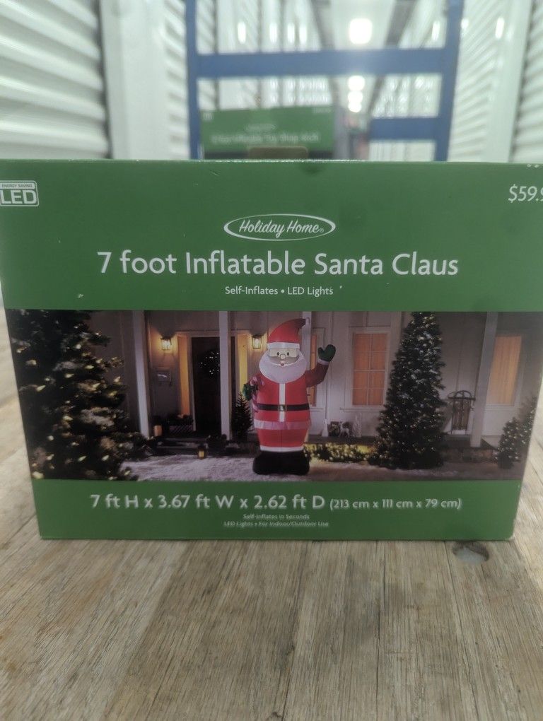 7 Ft Inflatable Santa