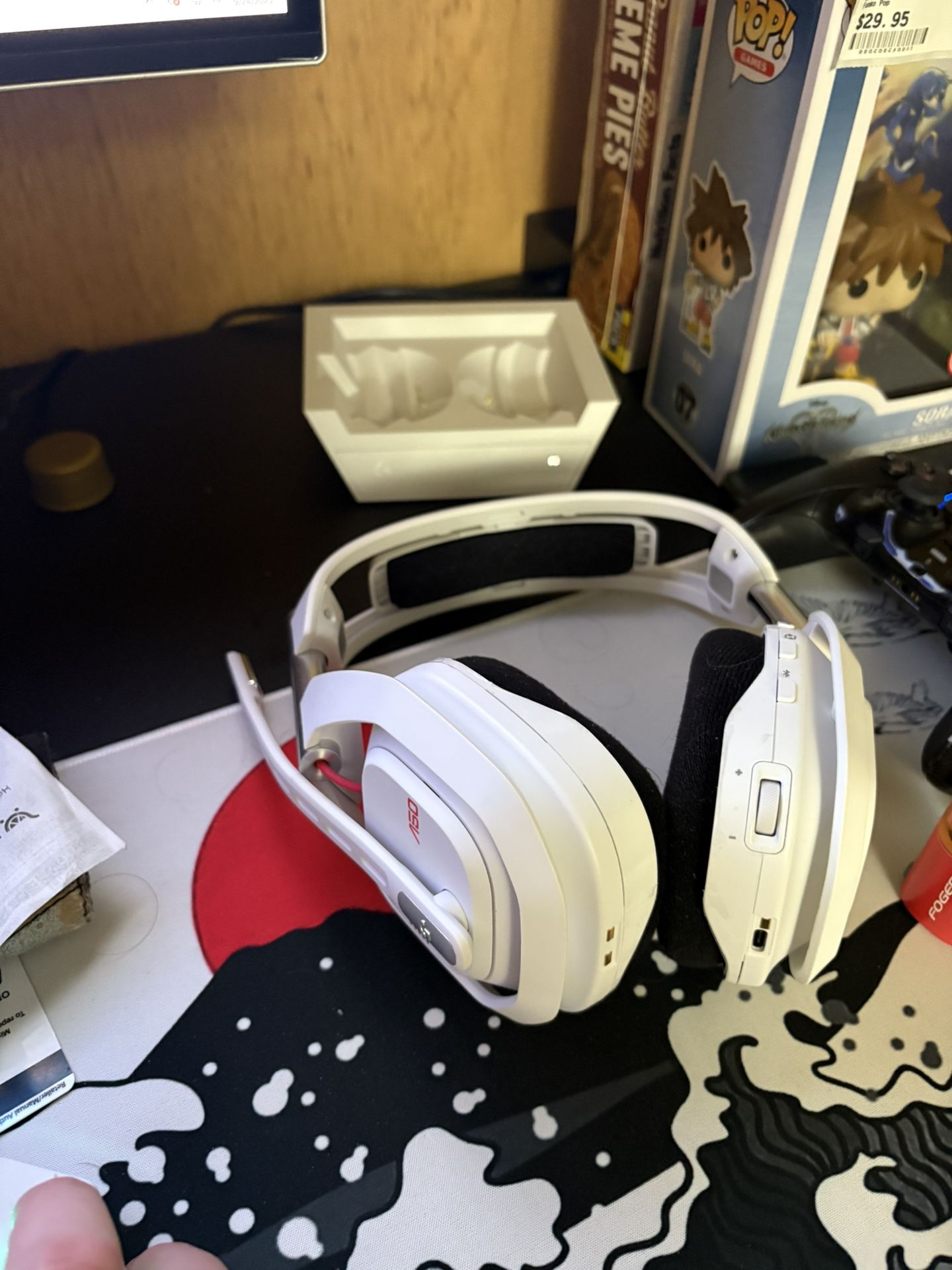 Gaming Pc With Monitor And Headset