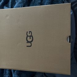 UGG Classic Short II 