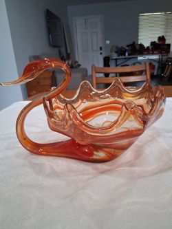 Vintage 1960's large Hand blown Murano Art Glass Swan Dish in like New Condition.  SIZE: 13" L x 10" x 9" W  Color Orange.
