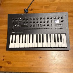 Korg Minilogue XD