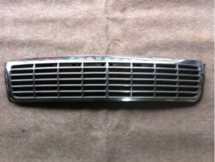 Chevrolet Caprice Classic Front Grille