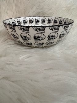Skull bowl