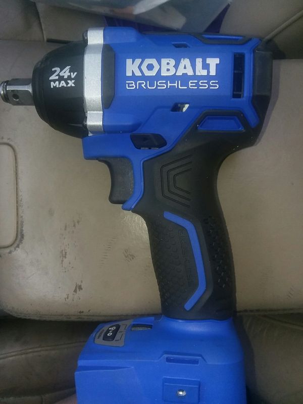 Kobalt 24 Volt Max 1 2 In Drive Cordless Impact Wrench Tool Kobalt 24 Volt Max 1 2 In Drive Cordless Impact Wrench Tool Only
