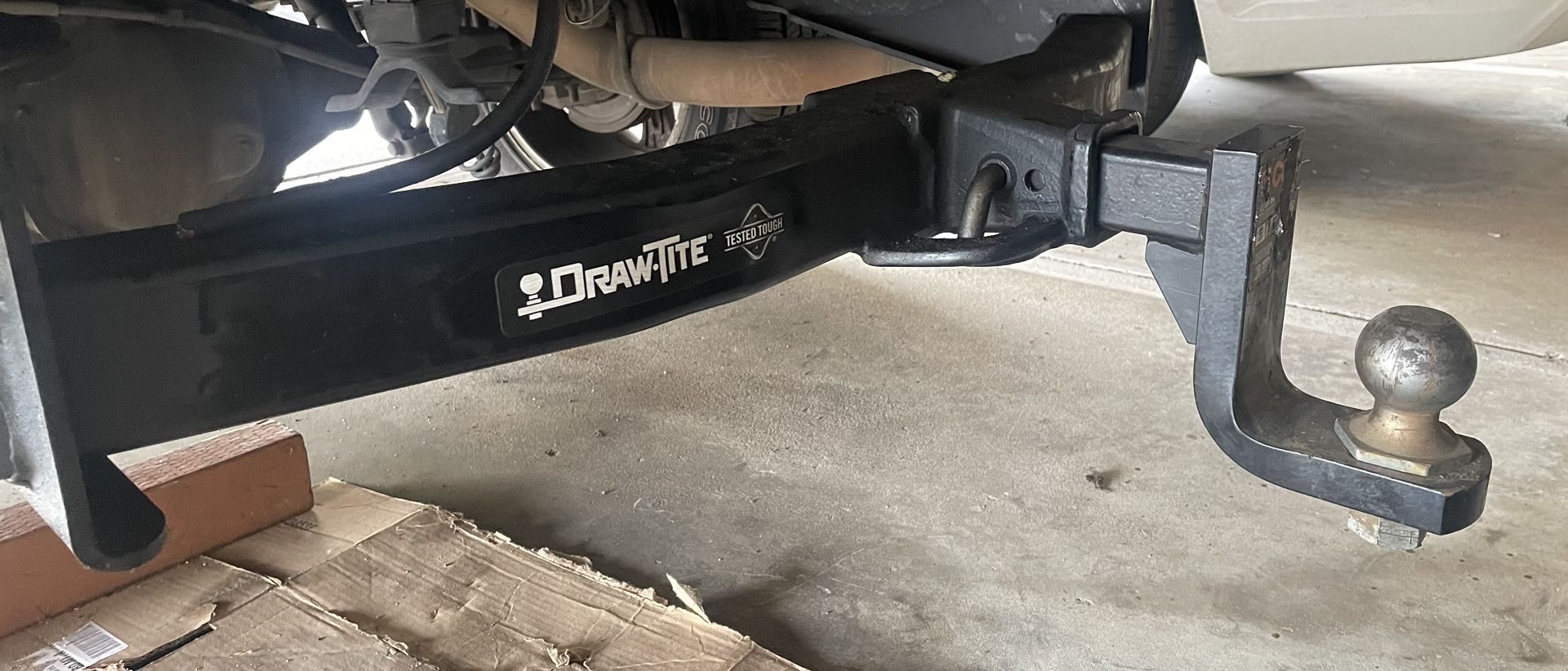 Used Drawtite V5 Hitch Up To 16,000 Lbs With A 6” Drop Curt Receiver Of A 2005 Chevy 2500hd $275 Obo
