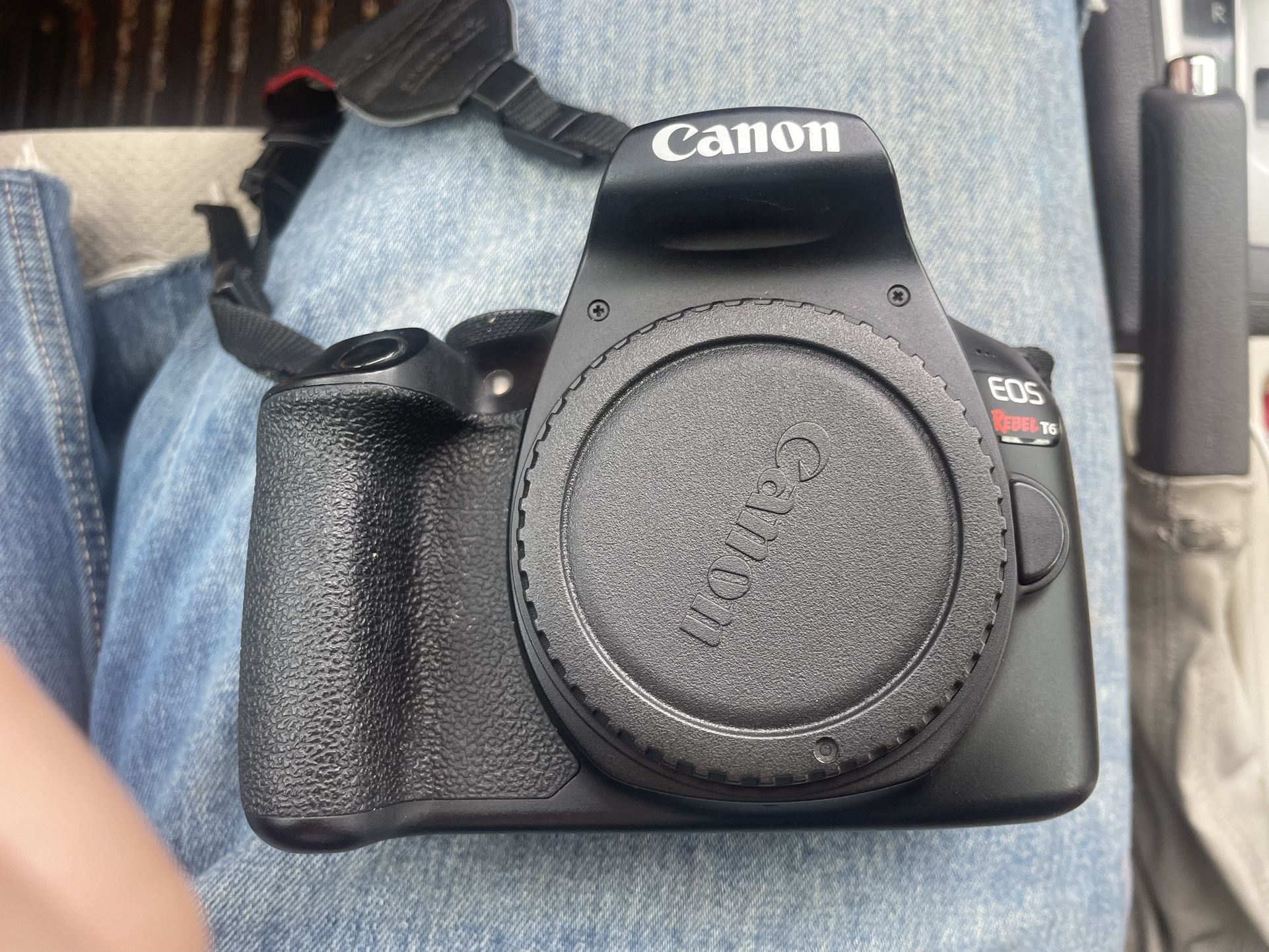 EOS REBEL T6