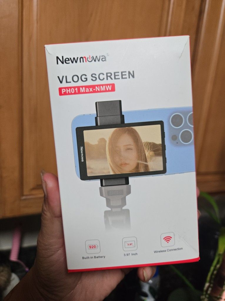 NEWMOWA Vlog Screen
