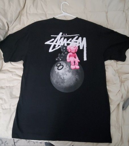 Stussy Large T-shirt Supreme Nike Adidas Palace