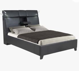 Queenstudio  sleigh bed