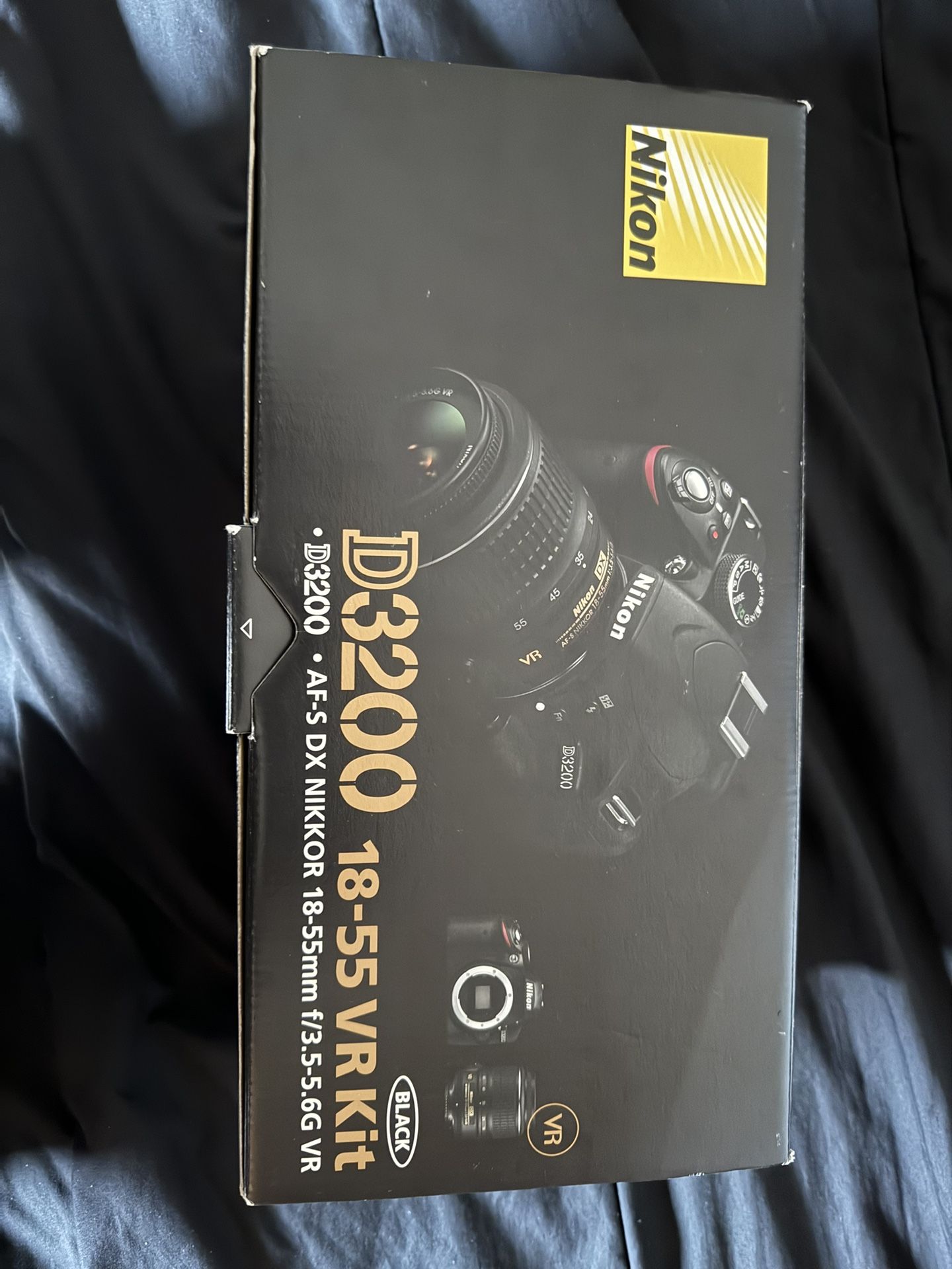 Camera (Nikon D3200)