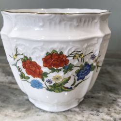 Vintage Aynsley Famille Rose Vase 