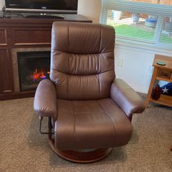 Brand new BenchMaster, (stressless like) , Reclining Chair 