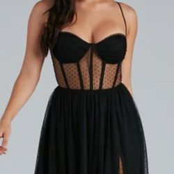 Windsor Black Gown