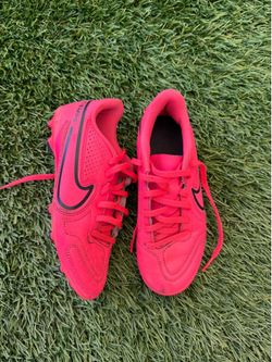 Nike JR Legend 9 Club FG/MG Youth Soccer Cleats Racer Pink 2Y