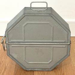 TWO HOLLYWOOD FILM CO. CB EMPTY MOVIE REELS WITH STEEL CARRYING CASE 