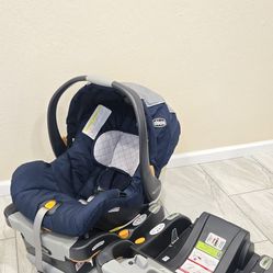 Chicco KeyFit 30 Infant Car Seat With Extra Base