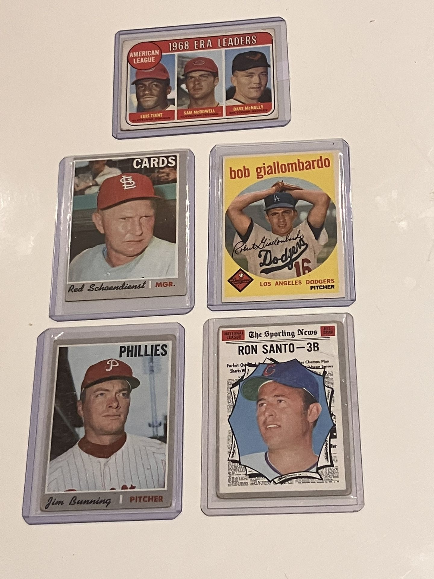 5 Baseball Cards Lot